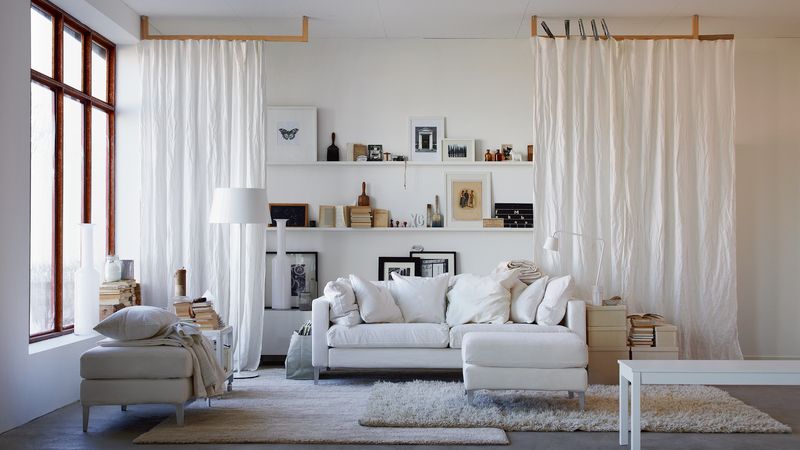 Klasický obývací pokoj slouží k setkávání, odpočinku a posezení.