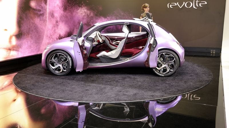 Studie Citroën „REVOLTe“, kterou automobilka představila v roce 2009  na autosalónu ve Frankfurtu nad Mohanem. 