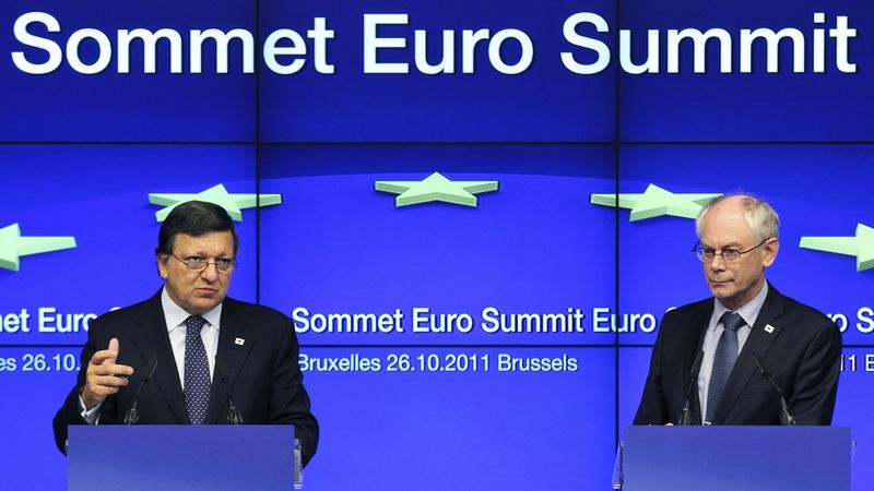 Šéf Evropské komise José Manuel Barroso a unijní prezident Herman van Rompuy
