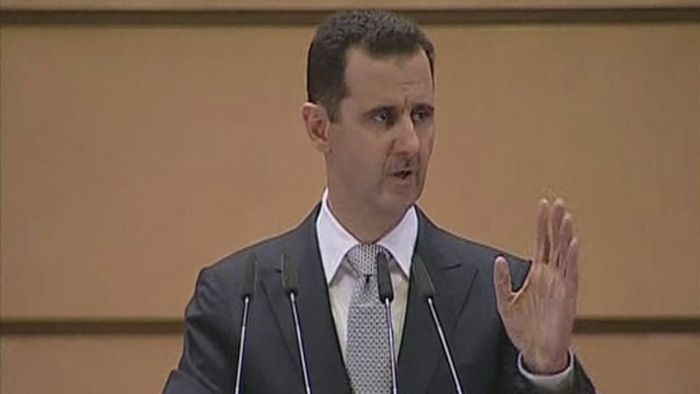 Syrský prezident Bašár Asad při projevu na univerzitě v Damašku