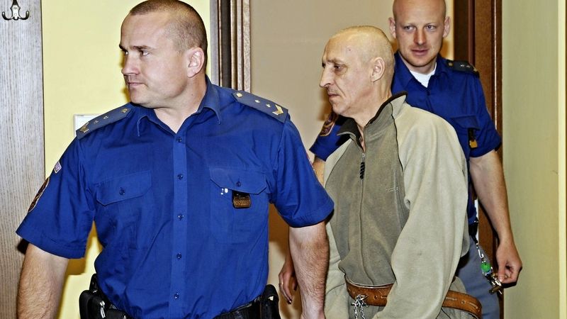 Karlu Berkovi hrozí až šestnáct let za mřížemi