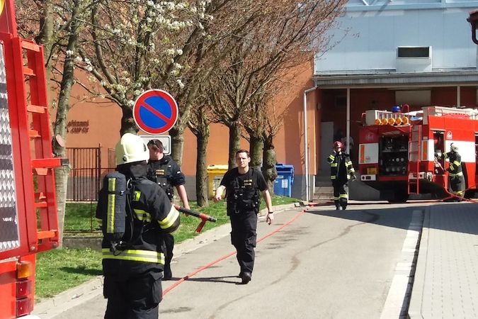 Zásah hasičů v jídelně Sodexho v Dobrušce. 