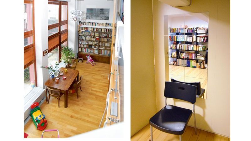 Prosklené čelo bytu se vstupem na zahrádku prosvětluje celý loft (vlevo). Elegantní a vzdušné zákoutí dokládá, že knihy v divadelnické rodině potřebují opravdu velký byt (vpravo).