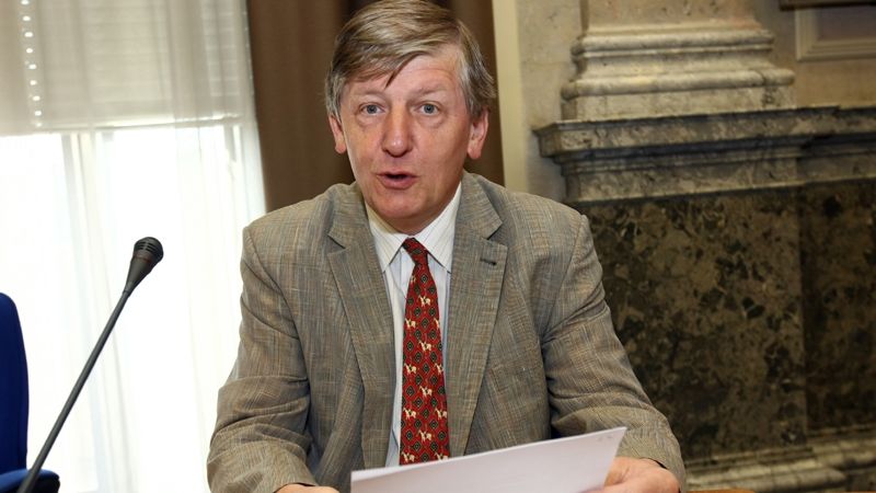 Ministr kultury Václav Riedlbauch si svolal odborníky.