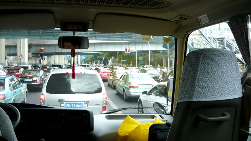 Ulice plné aut jsou peklem asijských velkoměst
