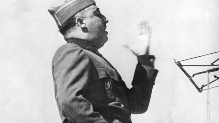 Generál Francisco Franco