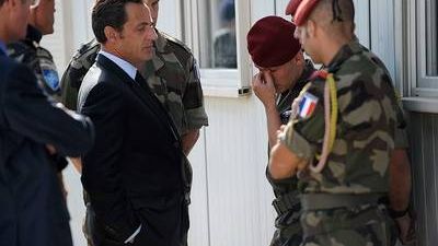 Nicolas Sarkozy hovoří k francouzským vojákům v Kábulu.