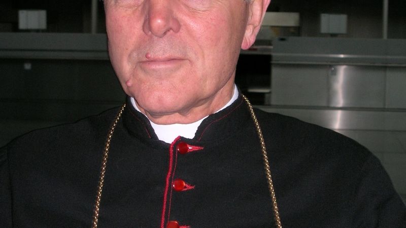 Biskup Richard Williamson 