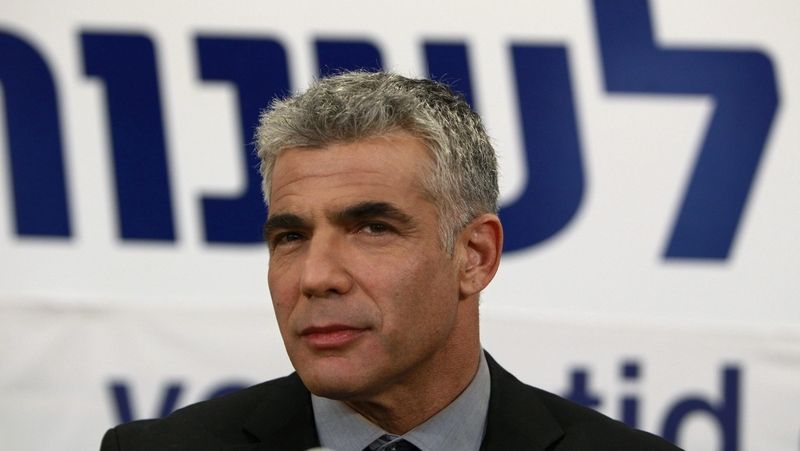 Šéf izraelské opozice sestavil vládní koalici, Netanjahu po 12 letech končí
