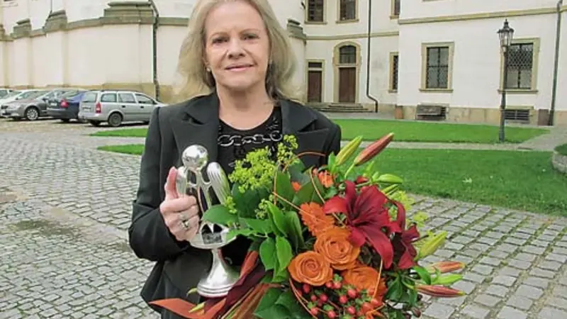 Eva Pilarova Slavi Jubileum Muzete Ji Poslat Gratulaci Novinky Cz