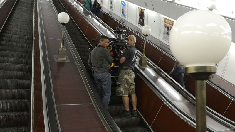 Pražské metro má představovat Moskvu.