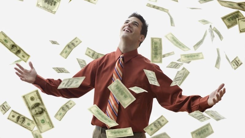 Američtí vědci prokázali, že výše platu je úměrně spojena s lidským štěstím.