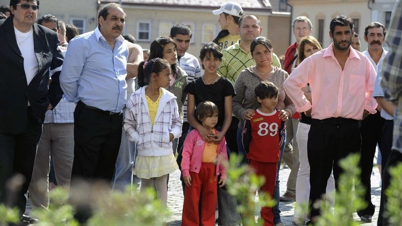Romové ve Vítkově na začátku května demonstrovali proti vzrůstajícímu extremismu v Česku.