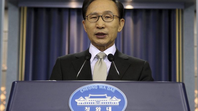 Jihokorejský prezident I Mjong-bak oznamuje úspěch 