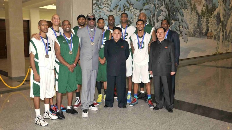Výprava amerických basketbalistů se severokorejským vůdcem Kim Čong-unem