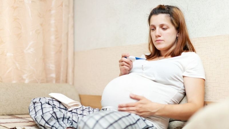 Onemocnění v období těhotenství s sebou může nést zvýšená zdravotní rizika. 