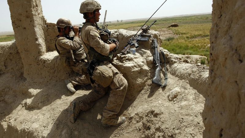 Příslušníci americké námořní pěchoty v afghánské provincii Hílmand