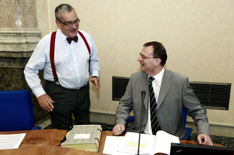 Ministr zahraničí Karel Schwarzenberg s premiérem Petrem Nečasem