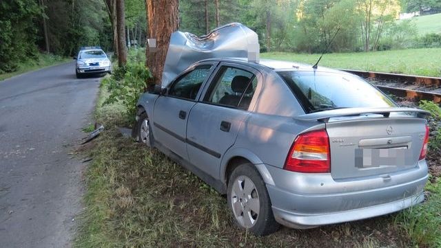 Řidič havarovaného Opelu zemřel