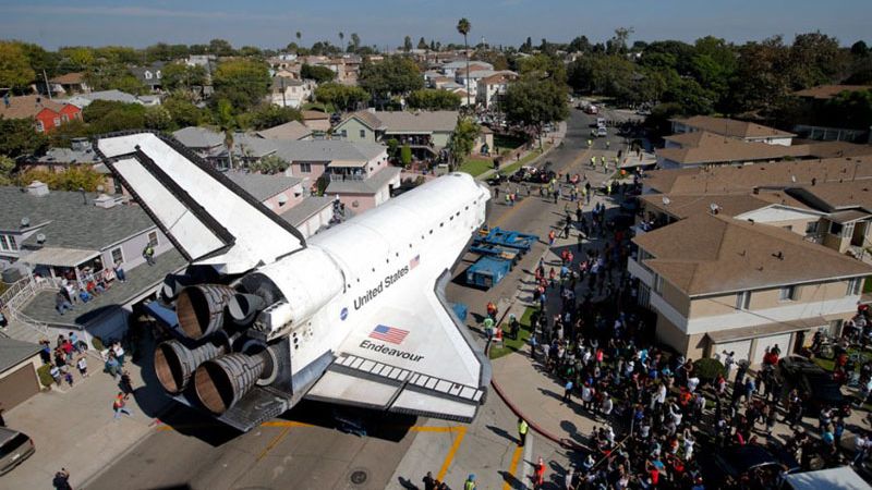 Endeavour v ulicích Los Angeles