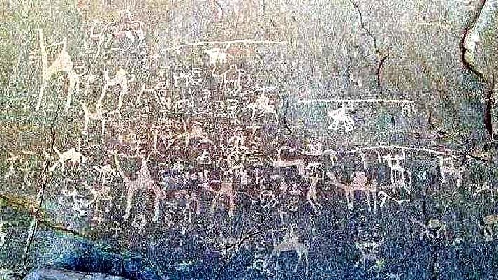 Petroglyfy v Měsíčním údolí jsou pozůstatky po dávných civilizacích