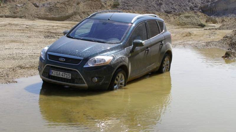 První SUV od Fordu jsme vyzkoušeli v pískovně několik dnů před zahájením prodeje v Česku.