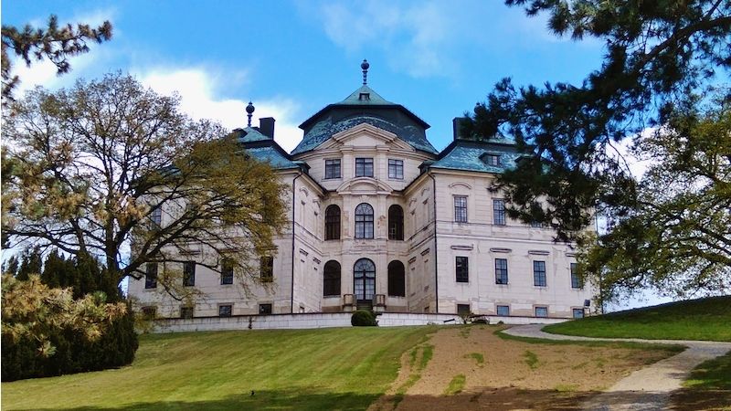 Dominanta Chlumce nad Cidlinou - zámek Karlova Koruna
