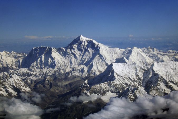 Mount Everest - vyšší hory najdeme už jen ve vesmíru.