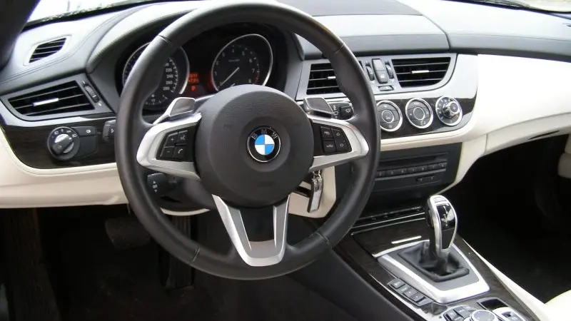 Test Bmw Z4 Sdrive35i Posun Ke Komfortu Narocne Ridice Nezklame Novinky Cz