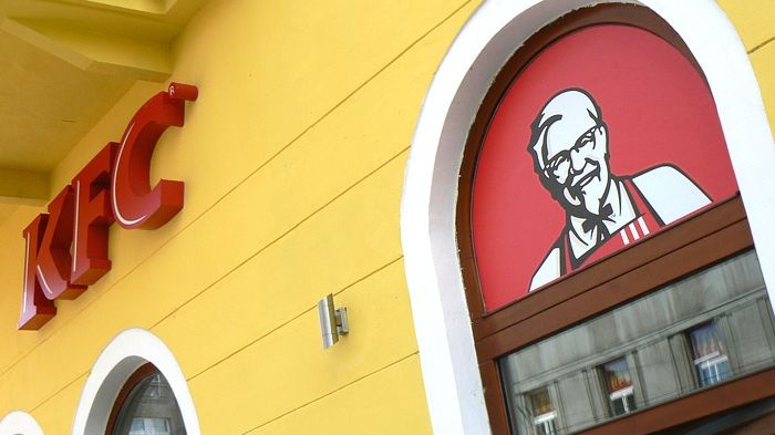 Jídlo v našich restauracích je bezpečné, reagovala KFC na výsledky kontrol SZPI