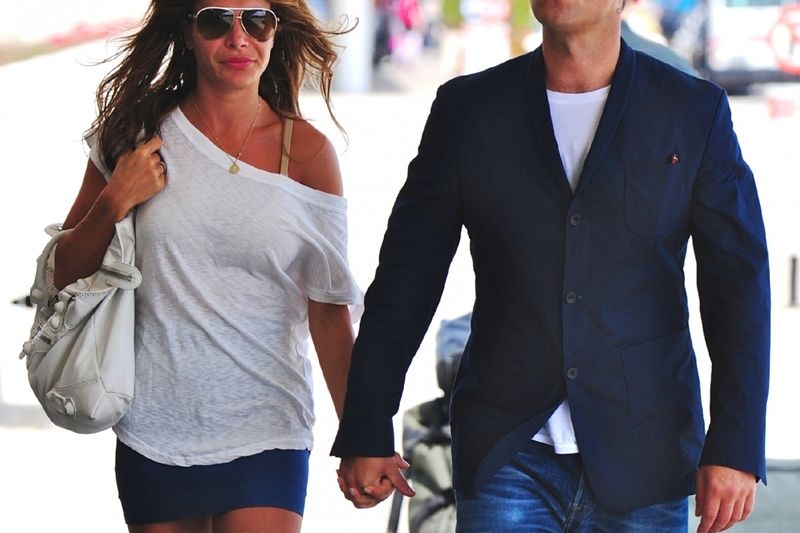 Robbie Williams se svou nastávající manželkou Aydou Fieldovou.