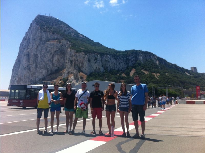 4 posádky jdou na prohlídku Gibraltaru