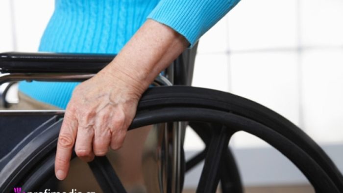 Myšlenkou ovládaný invalidní vozík by pomohl především ochrnutým lidem.   