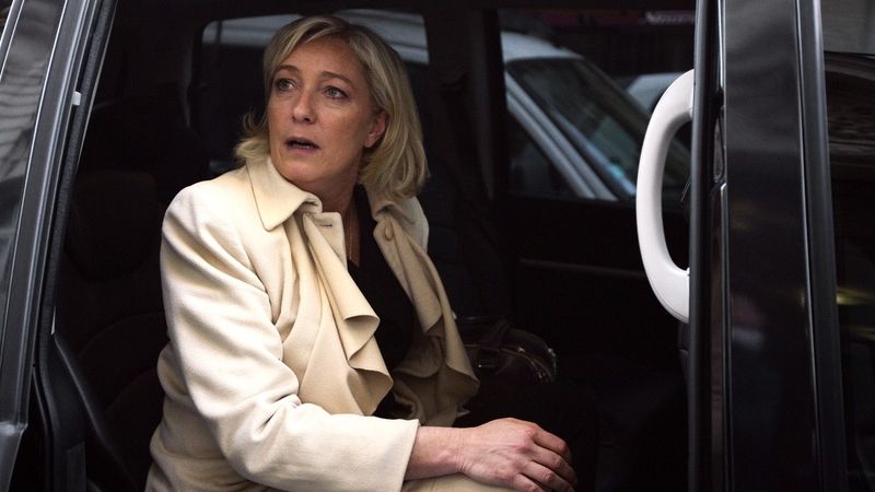 Předsedkyně krajně pravicové Národní fronty Marine Le Penová