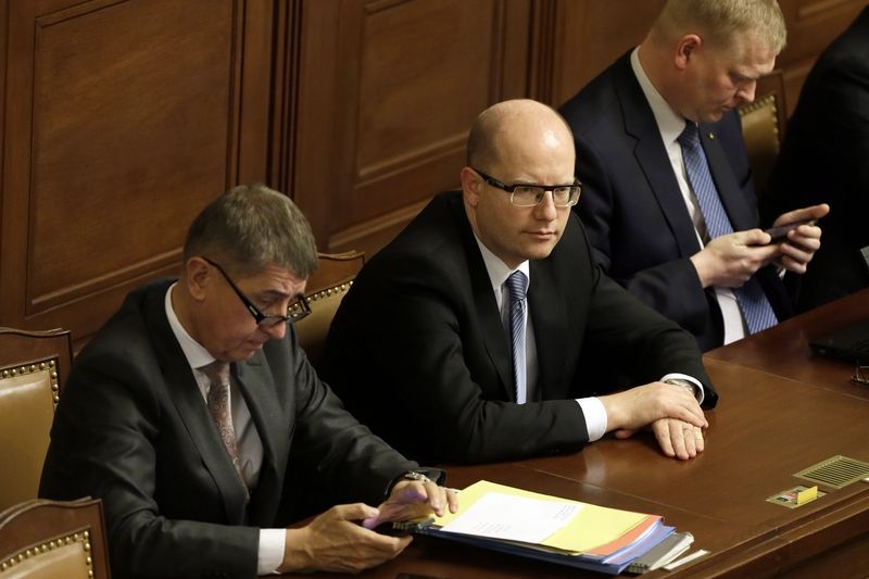 Andrej Babiš, Bohuslav Sobotka a Pavel Bělobrádek na jednání Poslanecké sněmovny