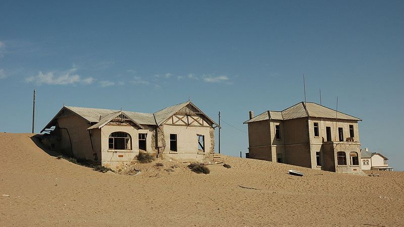 Prázdné domy, které postupně požírá poušť. Taková je realita Kolmanskopu. 