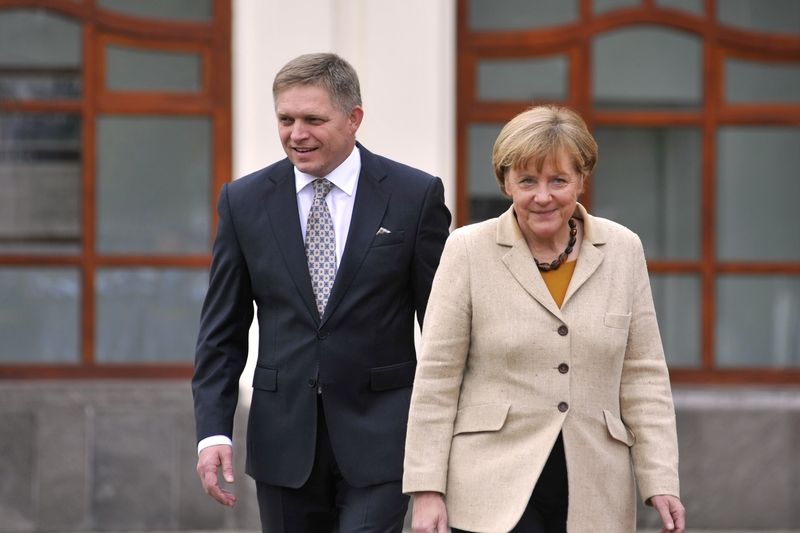 Německá kancléřka Angela Merkelová se slovenským premiérem Robertem Ficem