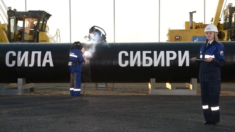 Slavností zahájení výstavby plynovodu Síla Sibiře v září.
