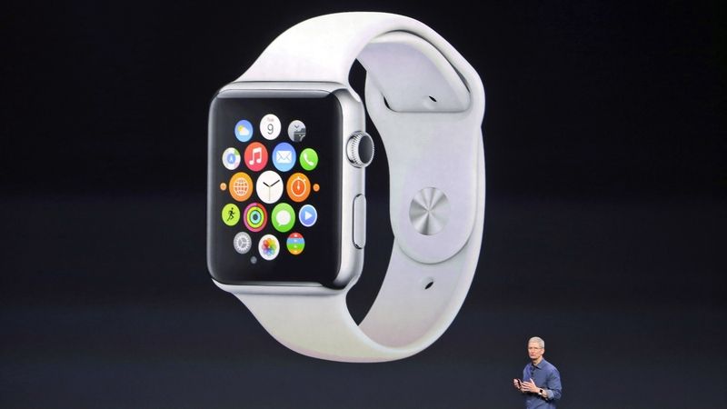 Apple Watch vrátily hodinky do módy. První vyšly už před deseti lety