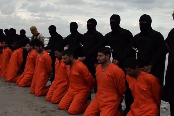 BEZ KOMENTÁŘE: Islámský stát sťal zajatce