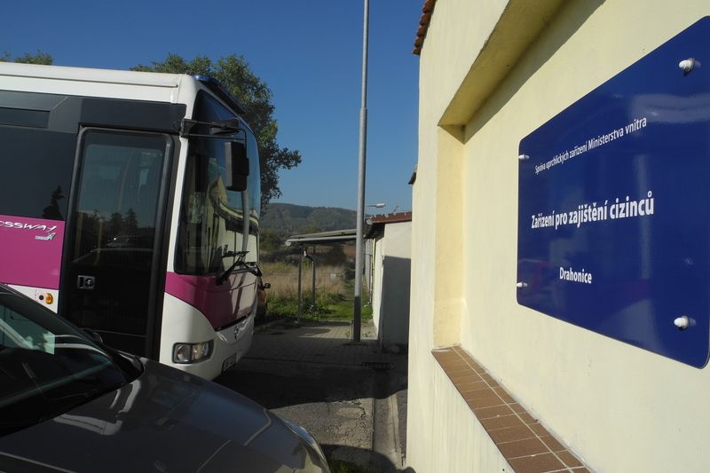 V Drahonicích otevřeli nové zařízení pro uprchlíky