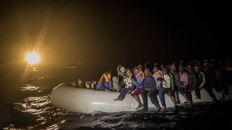 Migranti, kteří se snaží dostat ze severní Afriky do Evropy.