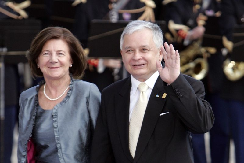 Lech Kaczynski a jeho manželka Marie. Oba zahynuli při pádu letadla u Smolensku. 