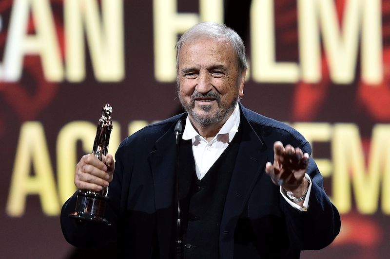 Jean-Claude Carrière přebírá Evropskou filmovou cenu za celoživotní dílo.