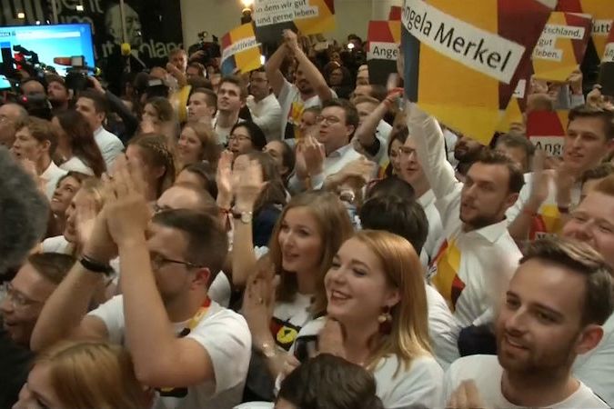 BEZ KOMENTÁŘE: Reakce ve volebních štábech v Německu