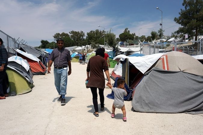 Uprchlíci na Lesbu v táboře Moria 