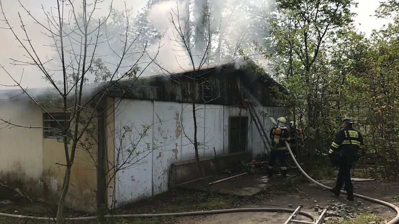 Požár v areálu pražské nemocnice Bulovka