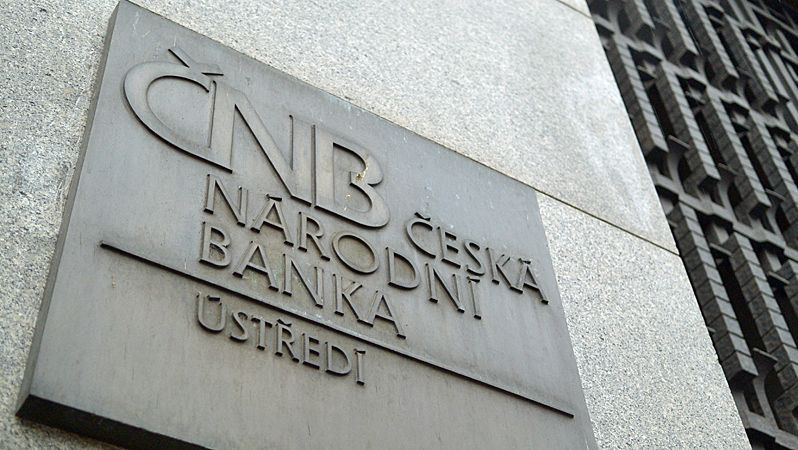 Senát chce zmírnit podmínky bank při poskytování hypoték