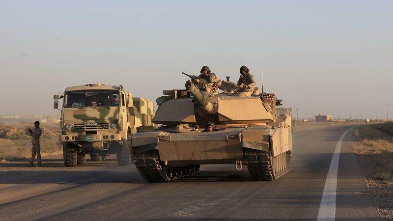 Irácký tan Abrams postupuje k Fallúdži