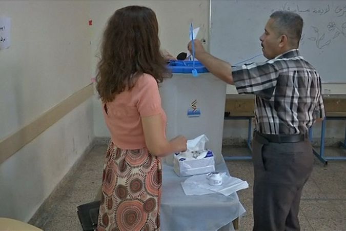 BEZ KOMENTÁŘE: Iráčtí Kurdové v referendu hlasují o své nezávislosti